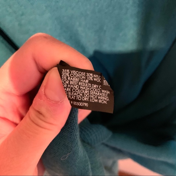 Club Monaco || Teal cardigan with jewel buttons - Picture 4 of 4